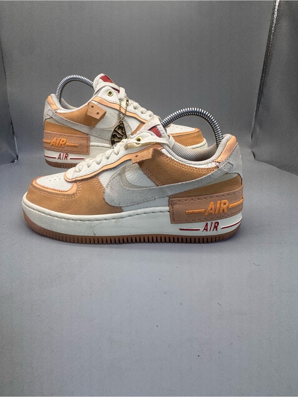 Nike Air Force 1 Shadow Sisterhood Women’s Size 7 Cashmere Orange DM8157-700